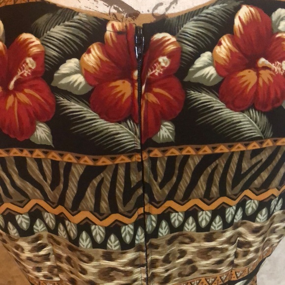 Kathie Lee Sleeveless Safari Floral Dress - Picture 5 of 8